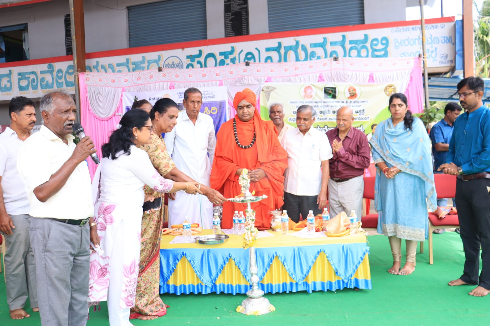 Free Ayurvedic health check-up camp organized at Naguvanahalli village as part of Swamiji's birthday celebrations